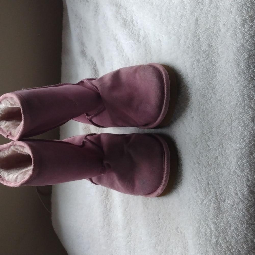 Women's uggs